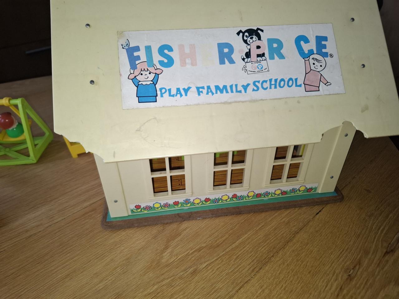 SCHOOL FISCHER PRICE