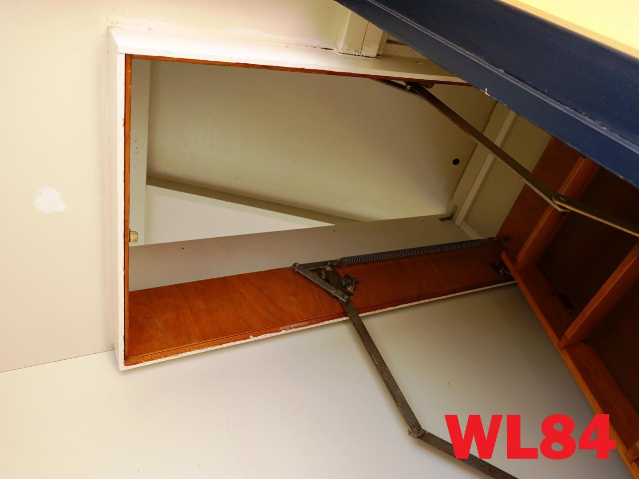 Strandhuisje met opklapbaar vlonder terras geschikt voor 4 pers