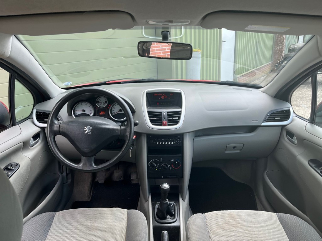 Peugeot 207 1.4 - 16v x-line