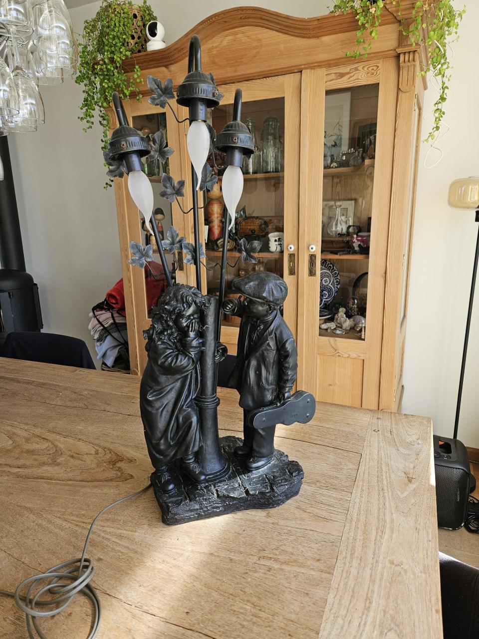 Prachtige Tafellamp 'De Jonge Geliefden' Moreau, Art Nouveau