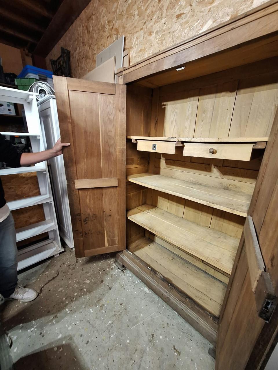 Antieke franse kast