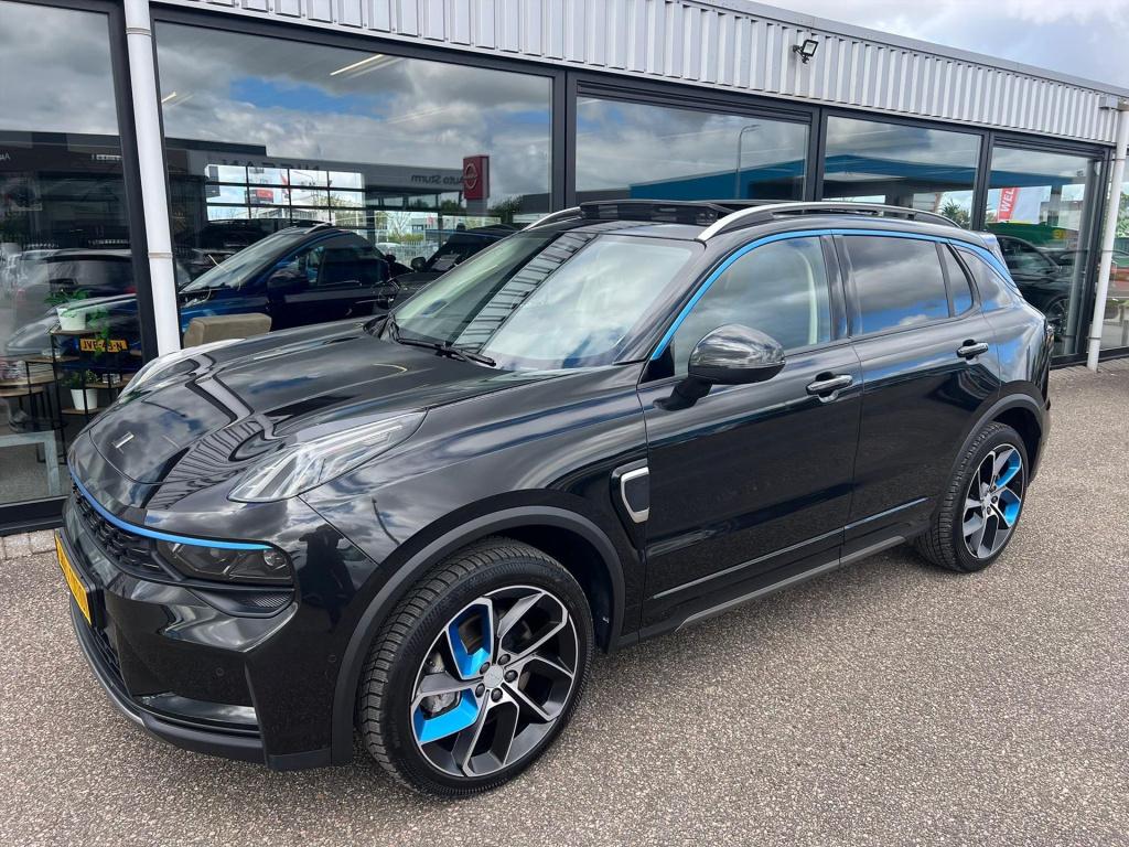 Lynk & Co 01 1.5 261pk phev , panodak , adaptive cc , 360gr camera , carlpl