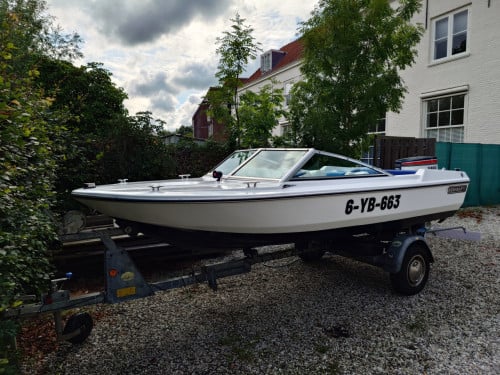 Beekman Ultra 450 met Riba Trailer, 55 PK motor en toebehoren