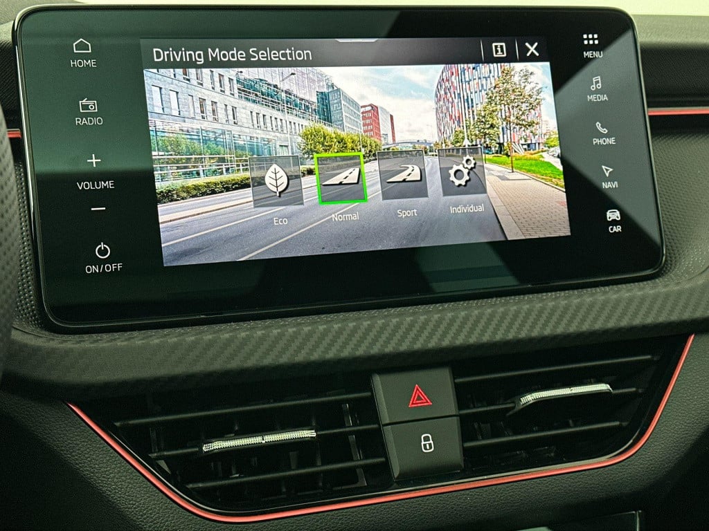 Skoda Scala monte carlo 1.0 tsi 85 kw / 115 pk hatchback 6 ver
