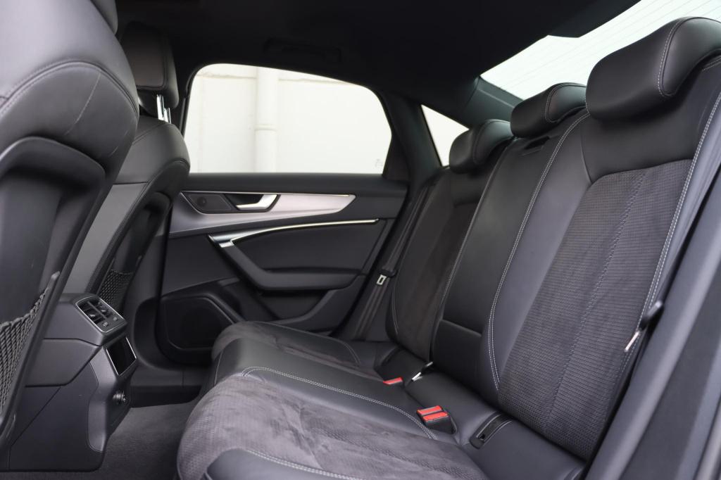 Audi A6 limousine 55 tfsi e quattro competition 367pk s-tronic
