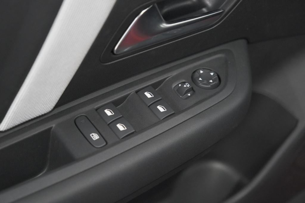 Citroen C4 1.2 hybrid 145pk max | 360 camera | adaptieve cruise control | n