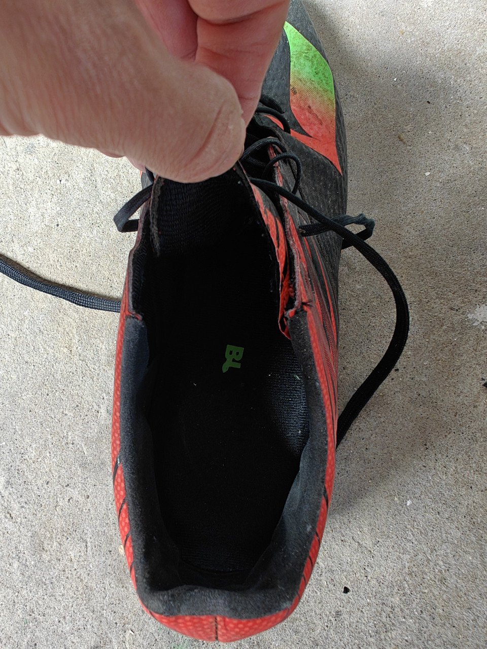 Adidas voetbalschoenen maat 42