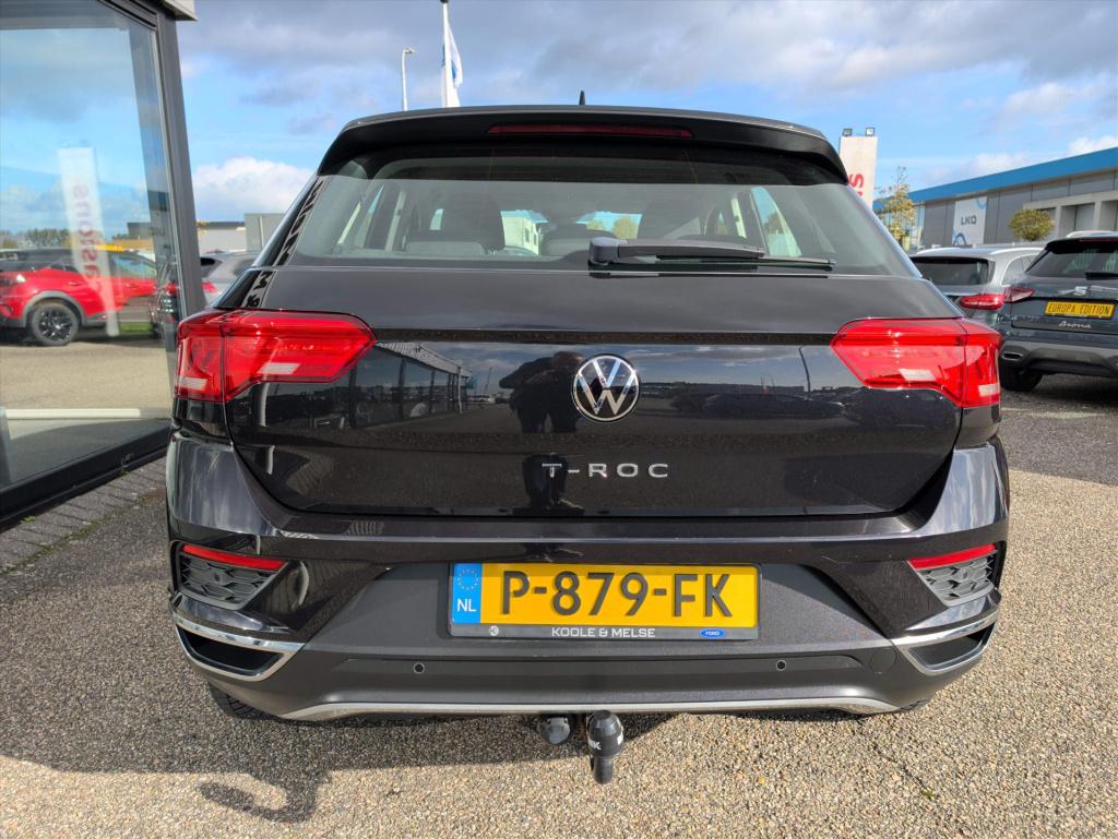 Volkswagen T-roc 1.5 tsi 150pk 7-dsg style | trekhaak | carplay