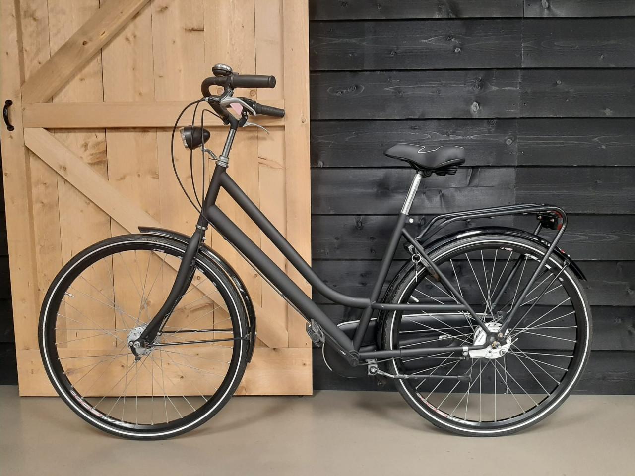 Degelijke Burgers dames fiets met 3 versnellingen
