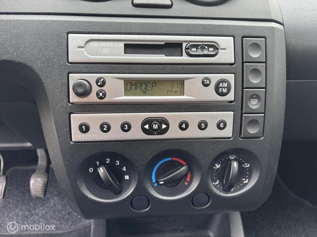 Ford Fiesta 1.4-16v ambiente