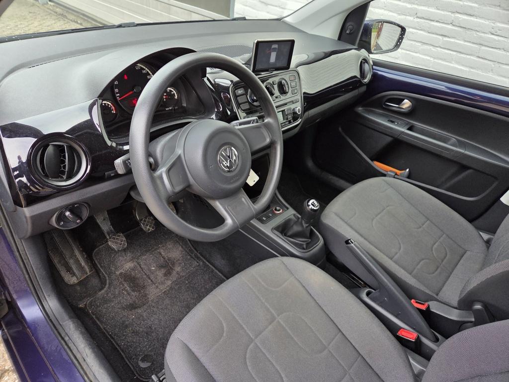 Volkswagen UP! 1.0 move up! bluem. executive | airco | navigatie | 5-deurs