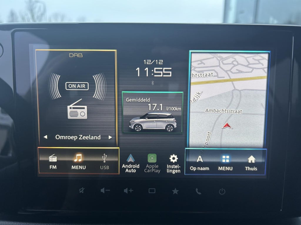 Suzuki Swift 1.2 style smart hybrid