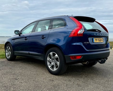 Volvo XC60 AWD D5 ocean race