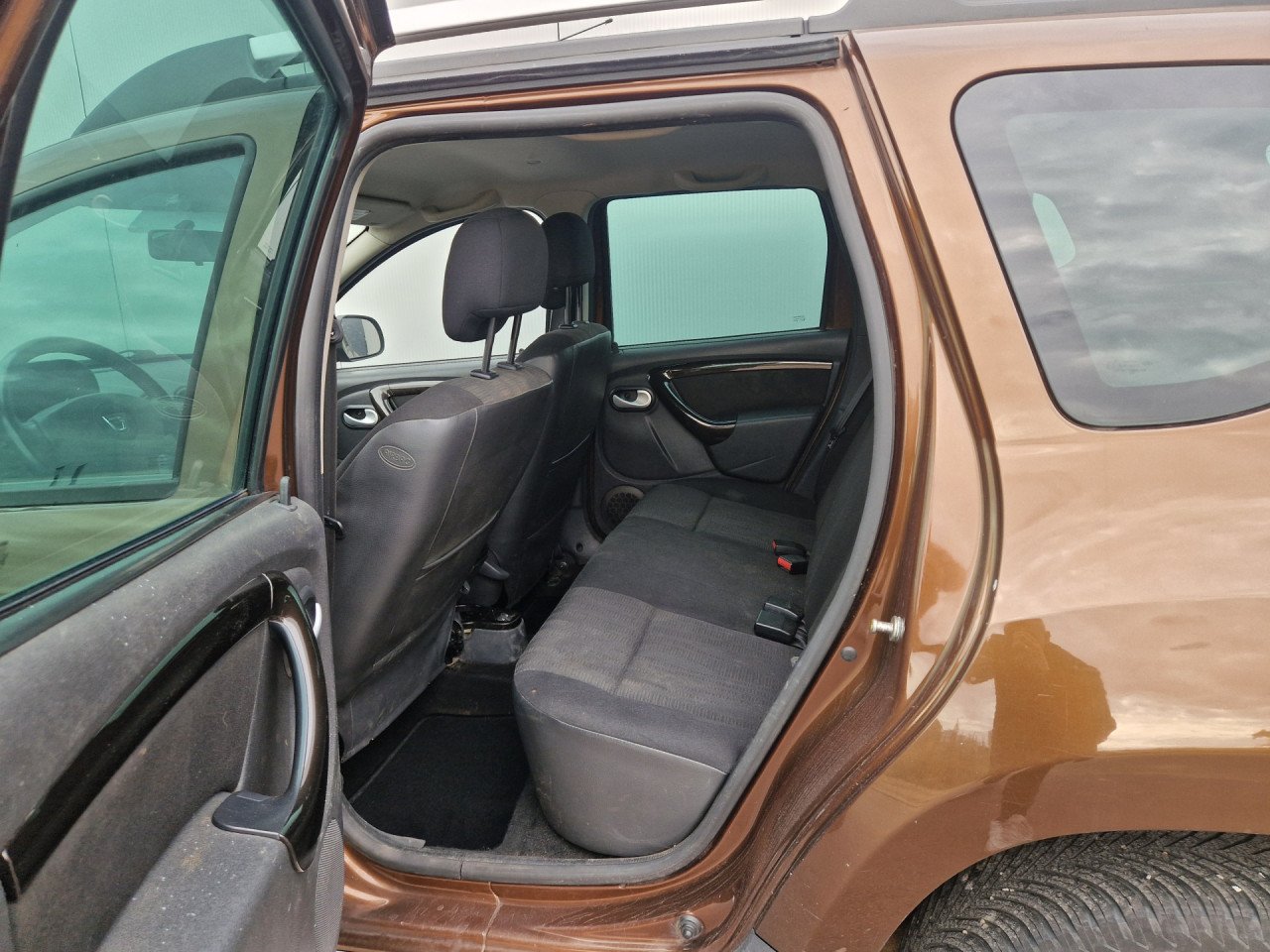 Dacia Duster 1.6 Lauréate 2wd