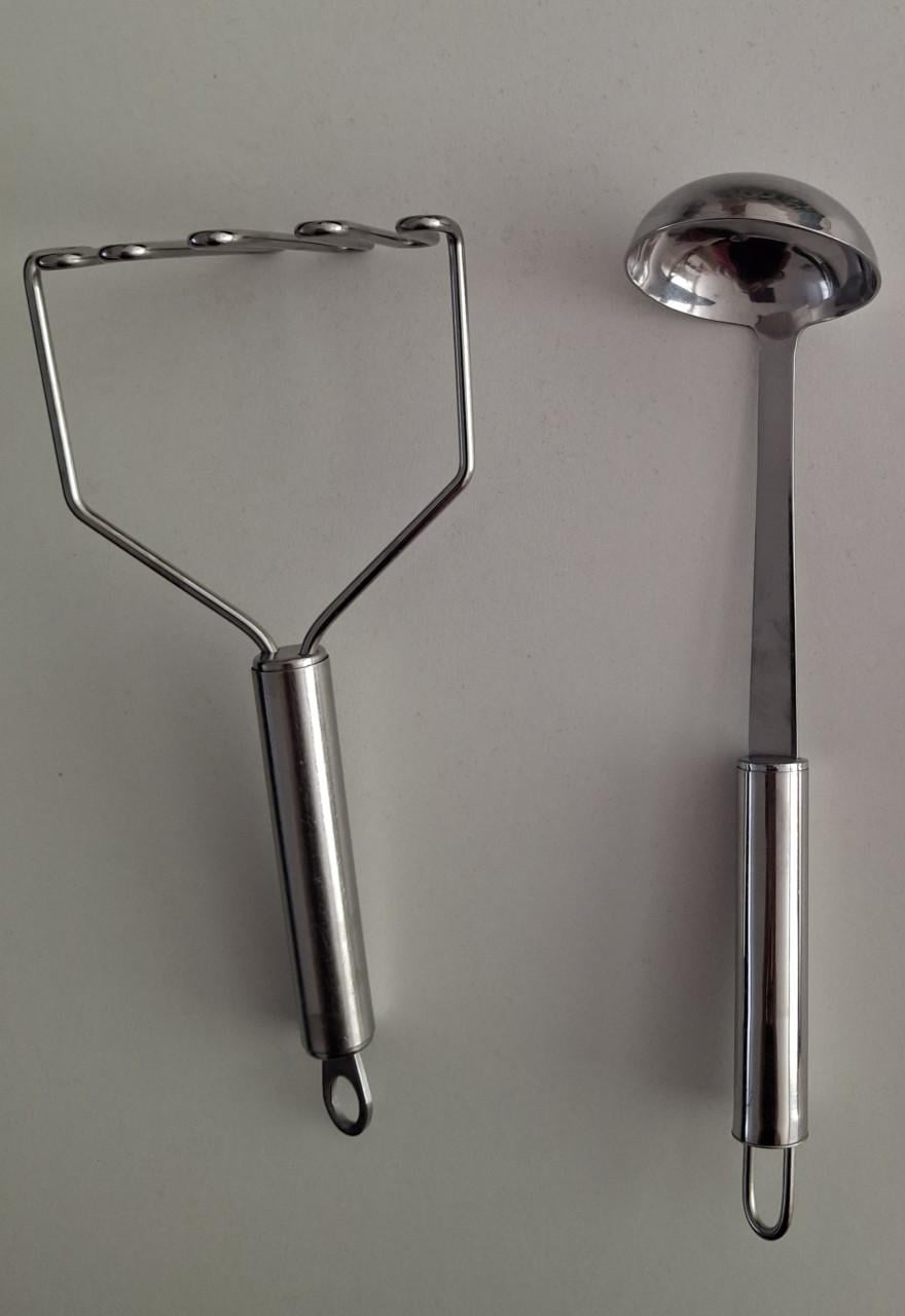 RVS stamper en sauslepel