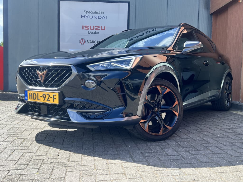 Cupra Formentor 1.4 e-hybrid vz performance | 245 pk | 360 camera's | apple