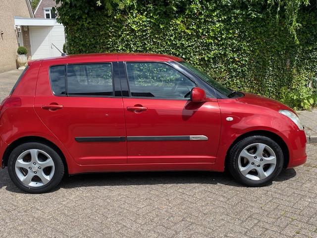 Suzuki Swift 1.3