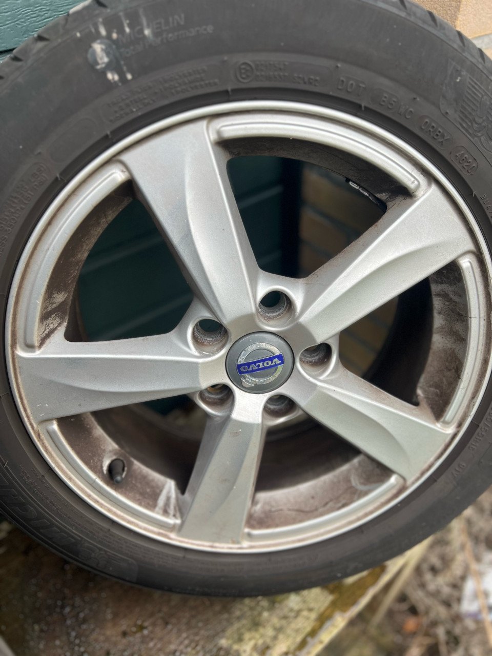 VOLVO velgen met zomerbanden
