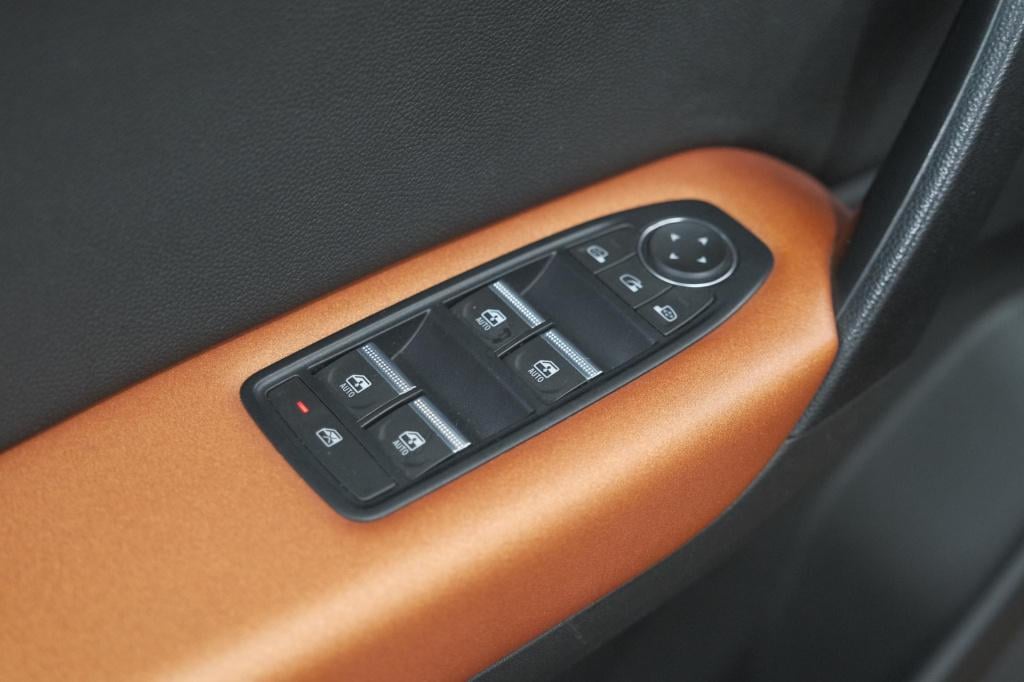 Renault Captur 1.6 e-tech plug-in hybrid 160 edition one | trekhaak | bose 