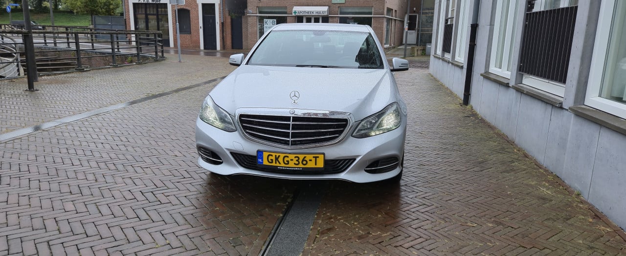 Nieuwe E220 CDI met 9750 km!