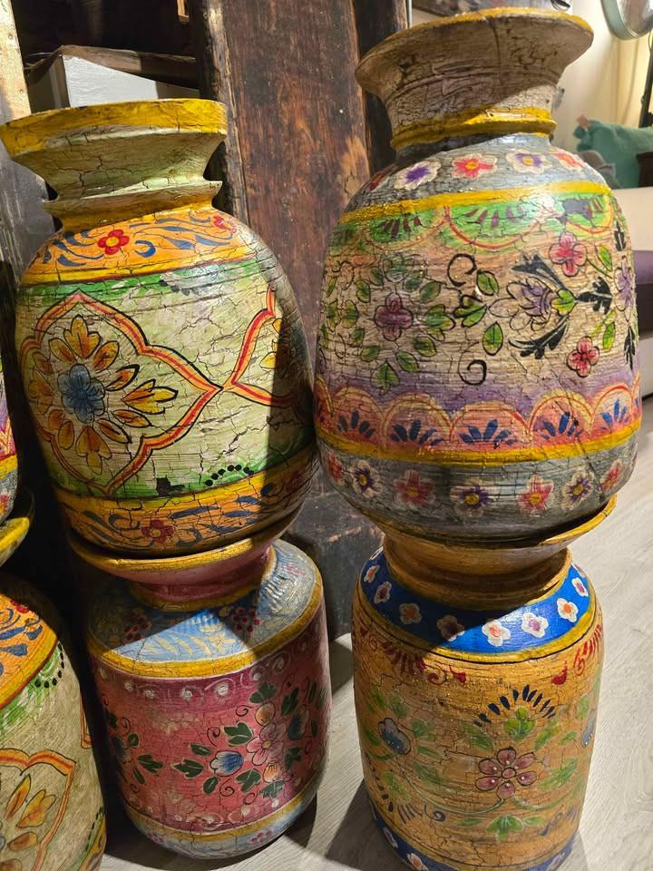 SCHITTERENDE BESCHILDERDE NEPALESE POTTEN ELKE POT ANDERS PRIJS V.A €69,-