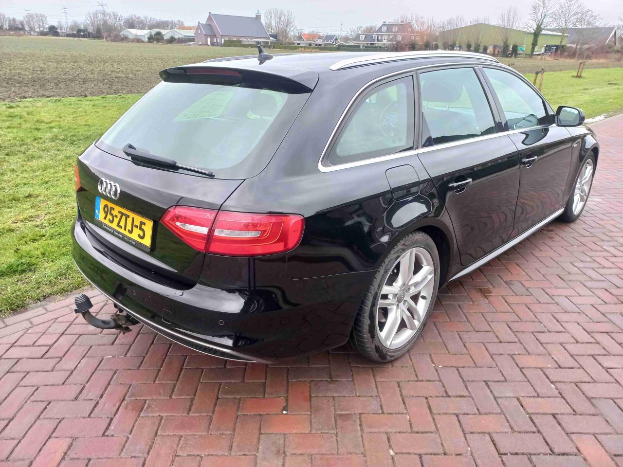 Audi A4 1.8 Tfsi 88kW/120 pk 2013 Zwart