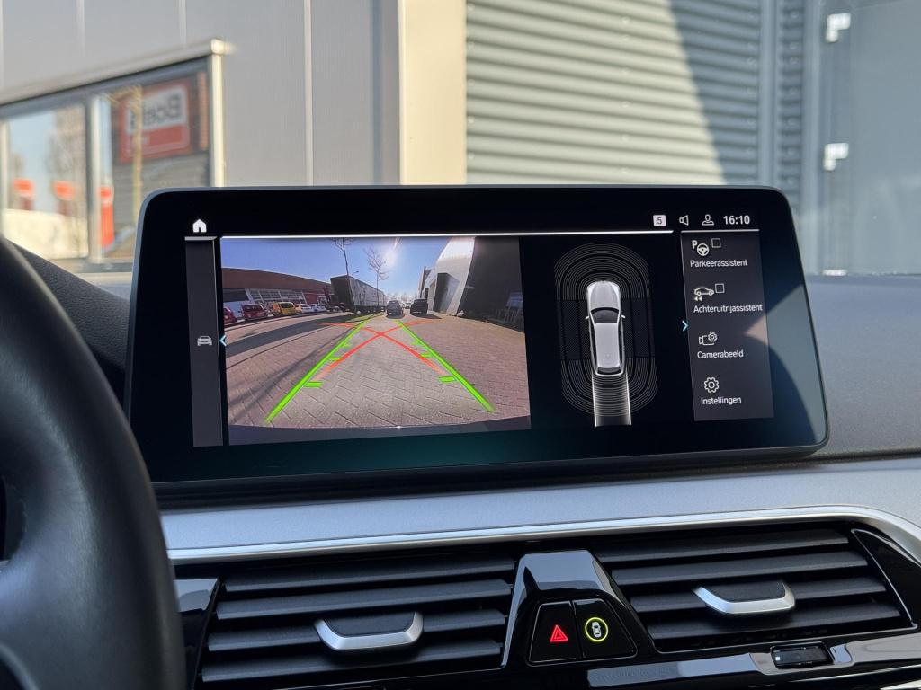 BMW 5 Serie touring 530e xdrive business edition plus soh 98% nl-auto!