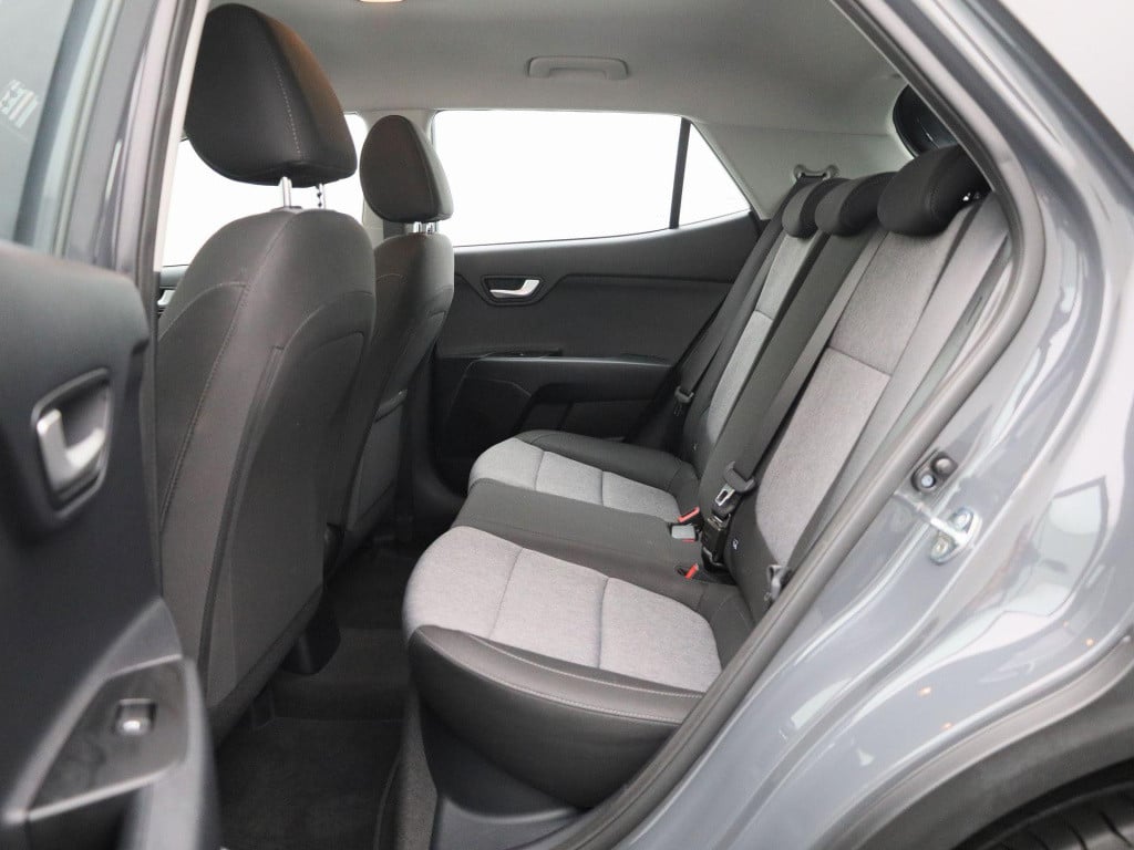 Kia Stonic 1.2 urban edition | lmv | parkeer sensoren | bluetooth | apple c