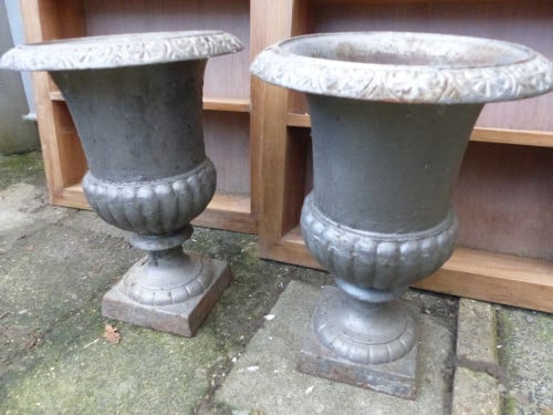 Franse vaas tuinvaas gietijzer zilver 45 cm hoog 2 stuks