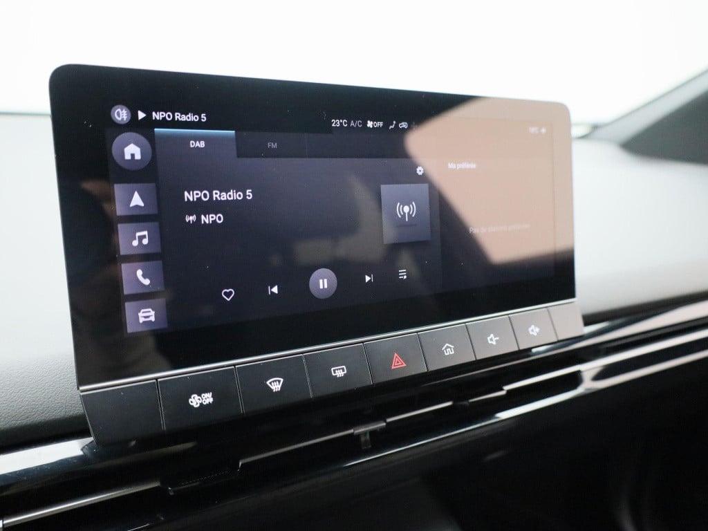 MG Mg4 64 kwh luxury