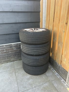 Autobanden te koop