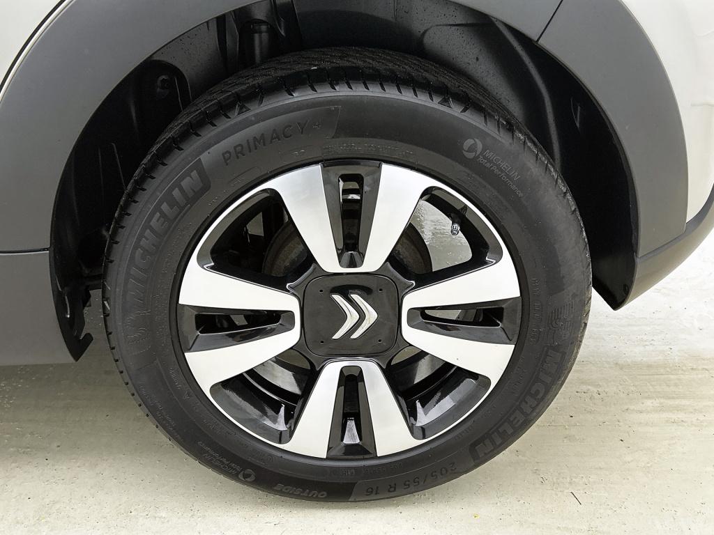 Citroen C3 82pk shine | rijklaar | stoelverwarming | apple carplay | parkee