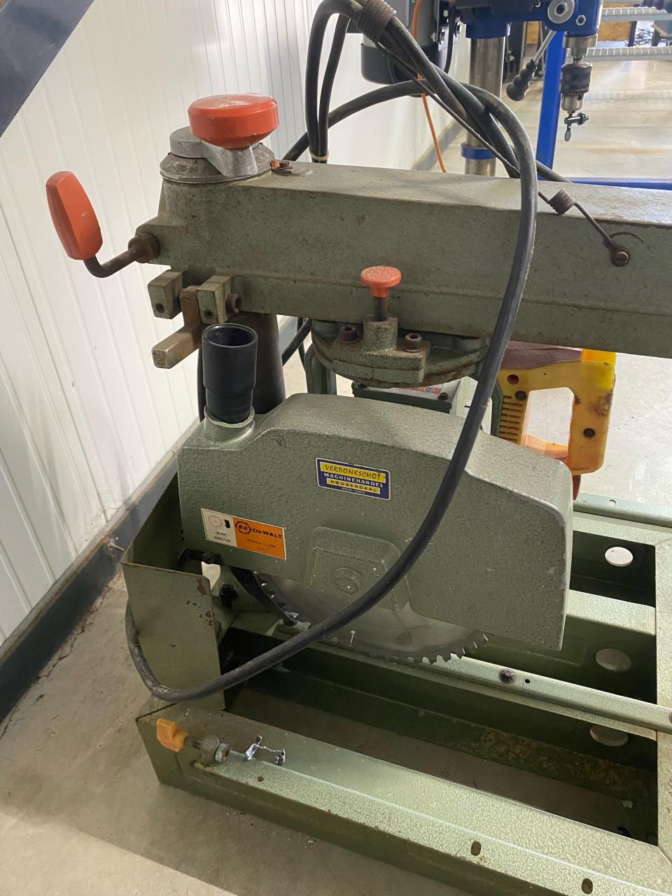 Dewalt radiaal afkortzaag