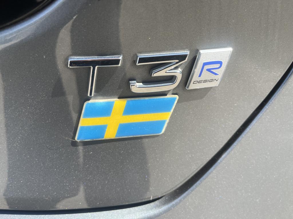 Volvo V40 1.5 t3 polar+ r-design sport pano navi trekhaak automaat