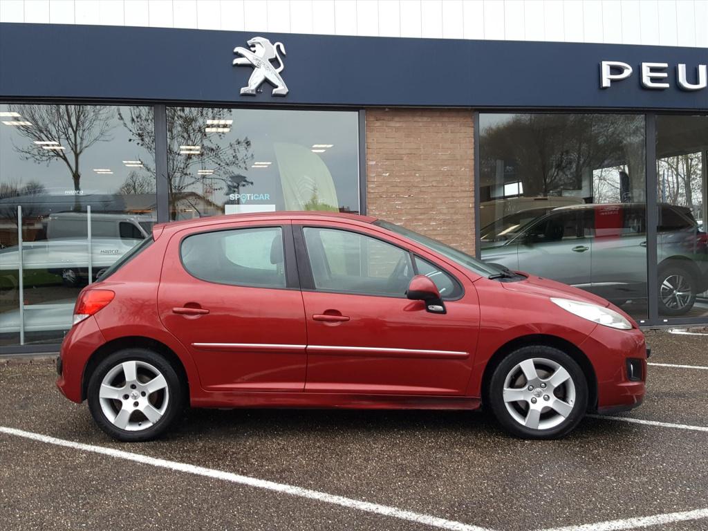 Peugeot 207 première 1.6-16v vti-120pk navigatie | cruise & climate control
