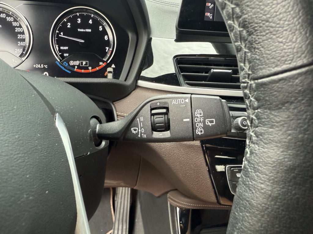 BMW X1 x-drive20i automaat high executive