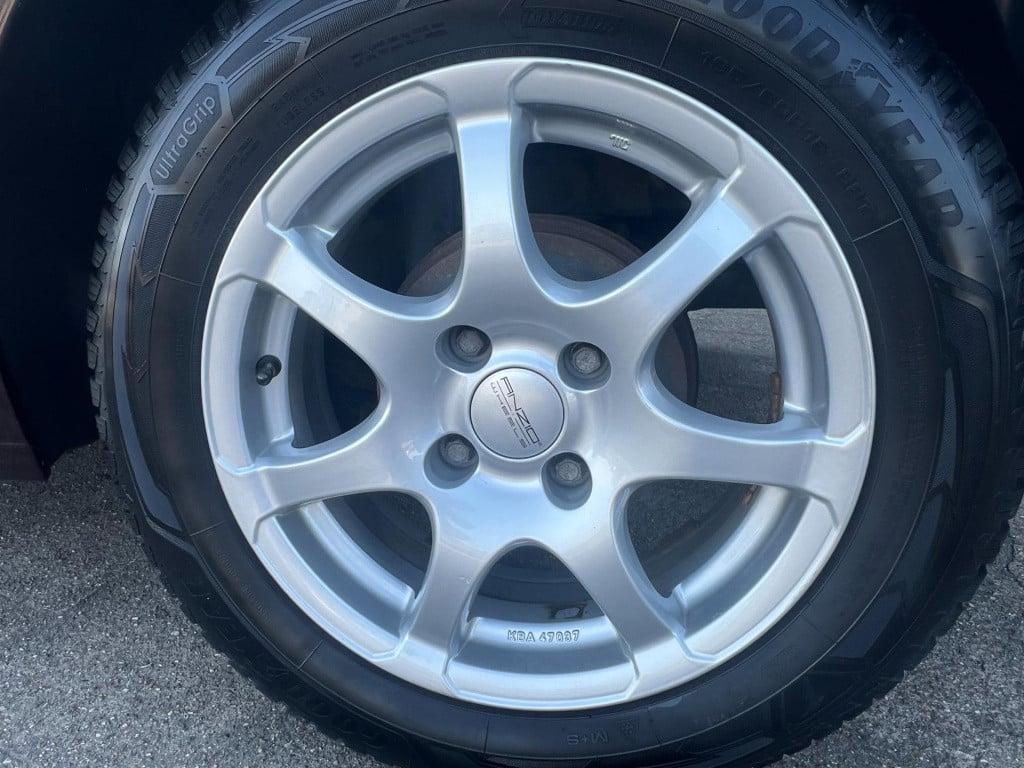 Peugeot 208 1.2 vti envy, navi, trekhaak enz...