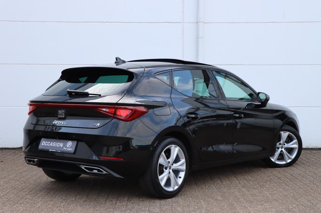 Seat Leon 1.5 tsi 150pk dsg fr launch edition