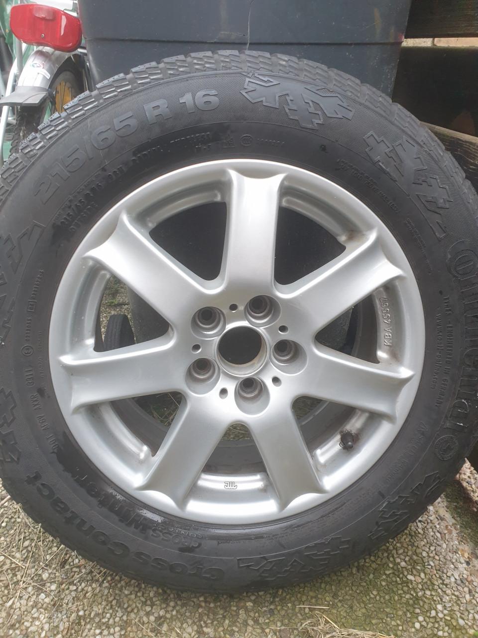 Mooie velgen golf  met zgan  banden