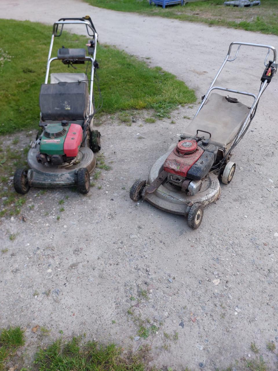 2x Honda grasmaaier voor onderdelen