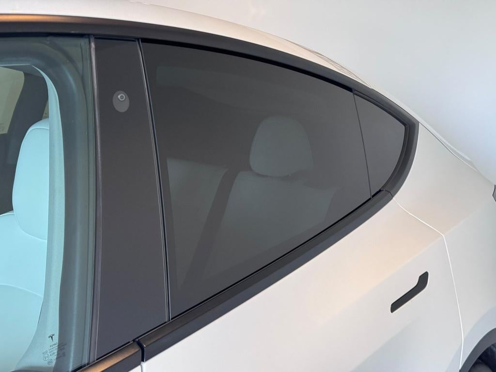 Tesla Model Y rwd 58 kwh / soh 98%