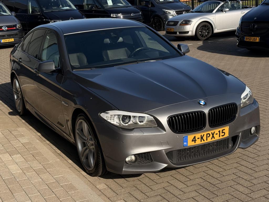 BMW 5 Serie 528i m pakket | head-up | cruise | stoelverwarming | navi | led