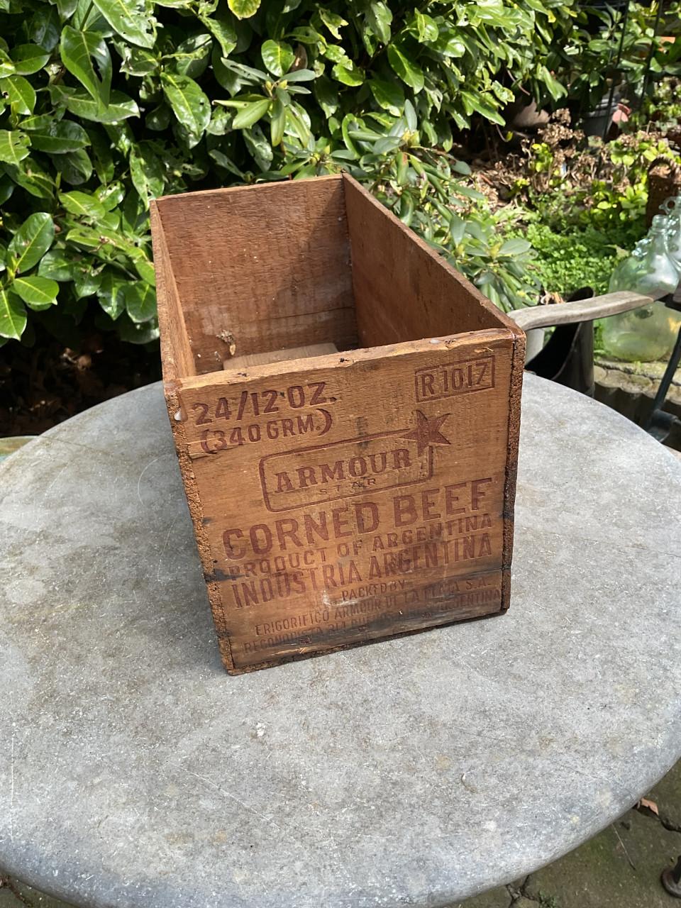 Corned Beef houten kist