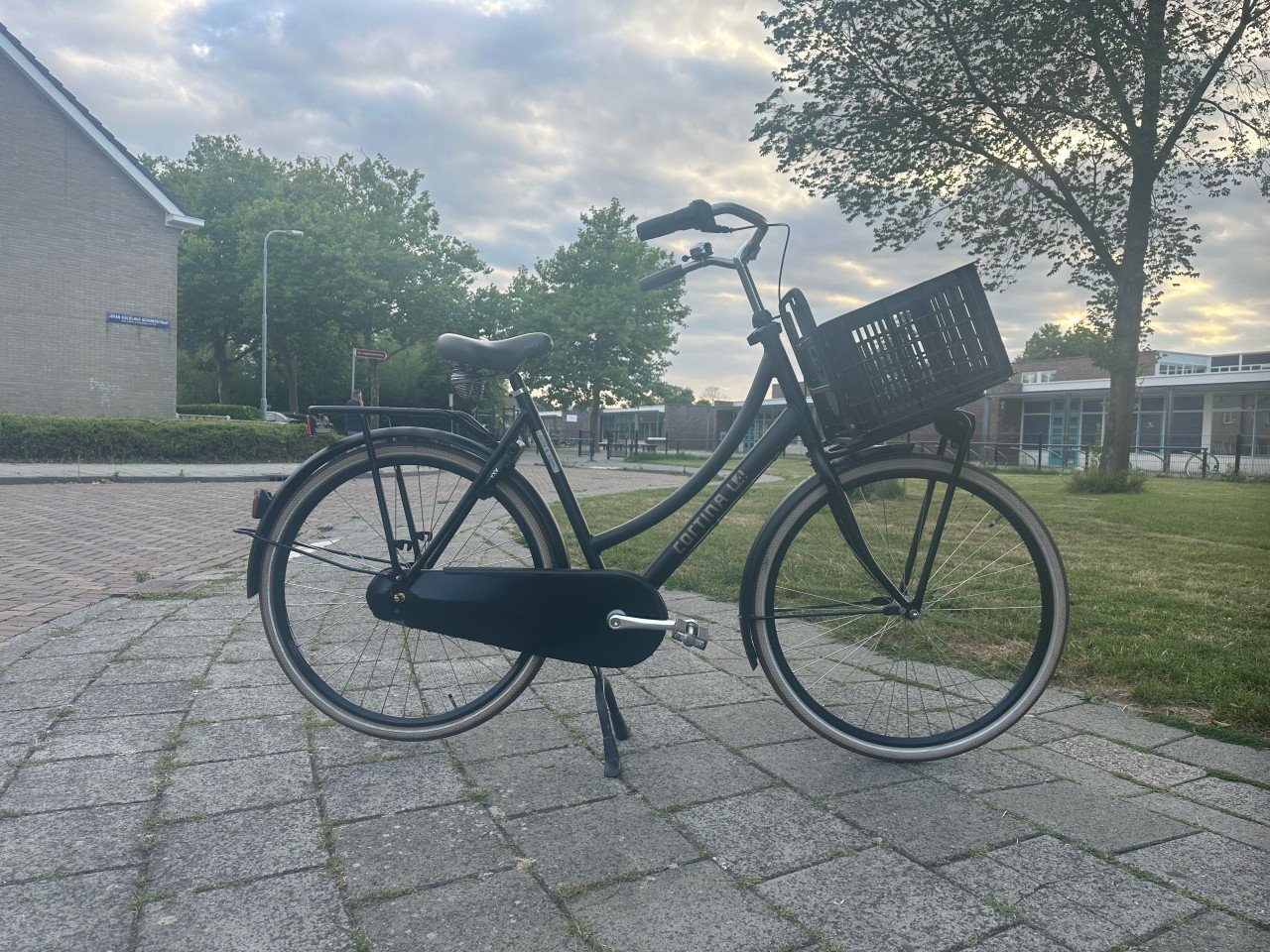 Mooie CORTINA U4 dames fiets