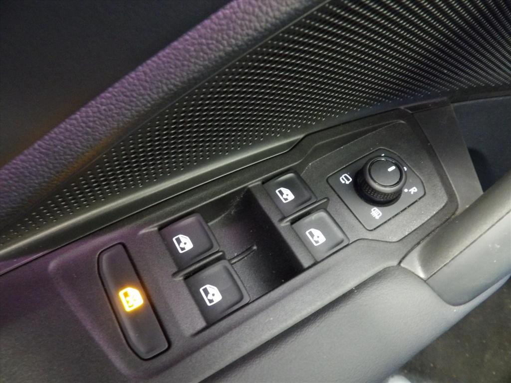 Volkswagen Tayron 1.5 etsi 150pk dsg-7 life edition 7 p, trekhaak