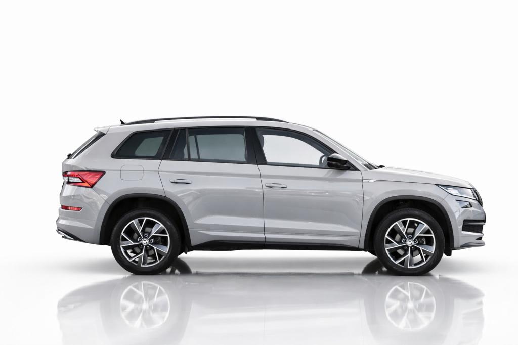 Skoda Kodiaq 1.5 tsi sportline | mj21 | trekhaak | camera | adapt. cruise c