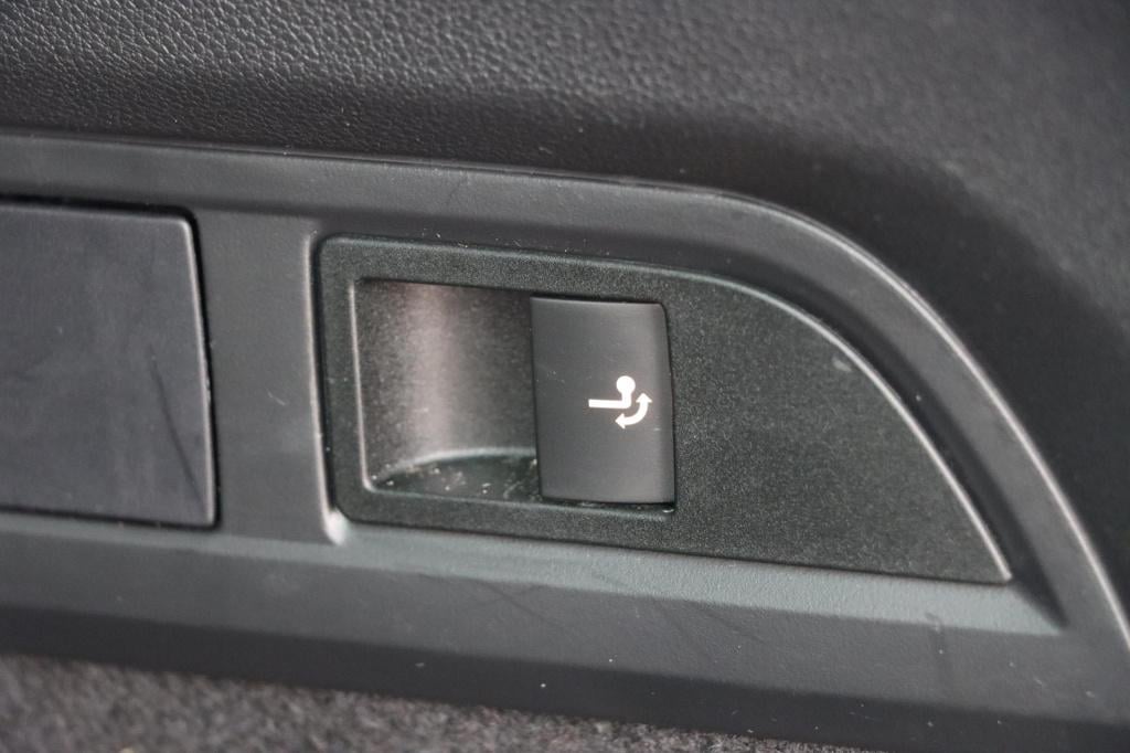 Skoda Kodiaq 1.5 tsi sportline business 150pk dsg7 | trekhaak | pano | memo