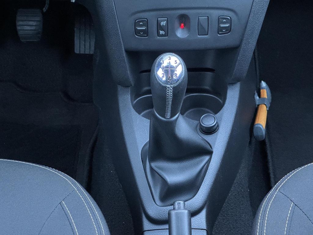 Dacia Logan mcv 0.9 tce lauréate nav pack, airco nl-auto!