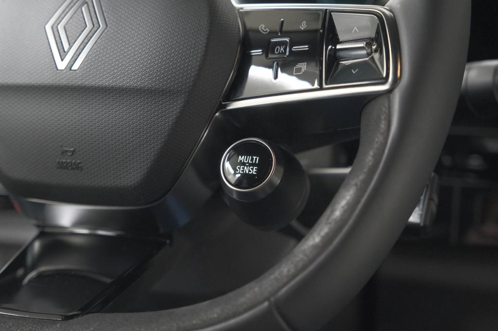 Renault Rafale 1.2 e-tech 4x4 plug-in hybrid 300 esprit alpine | 360 camera