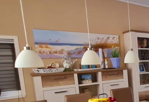 Hanglampenset eettafel